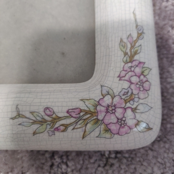 2 PC Vintage porcelain photo frame set - Picture 2 of 8